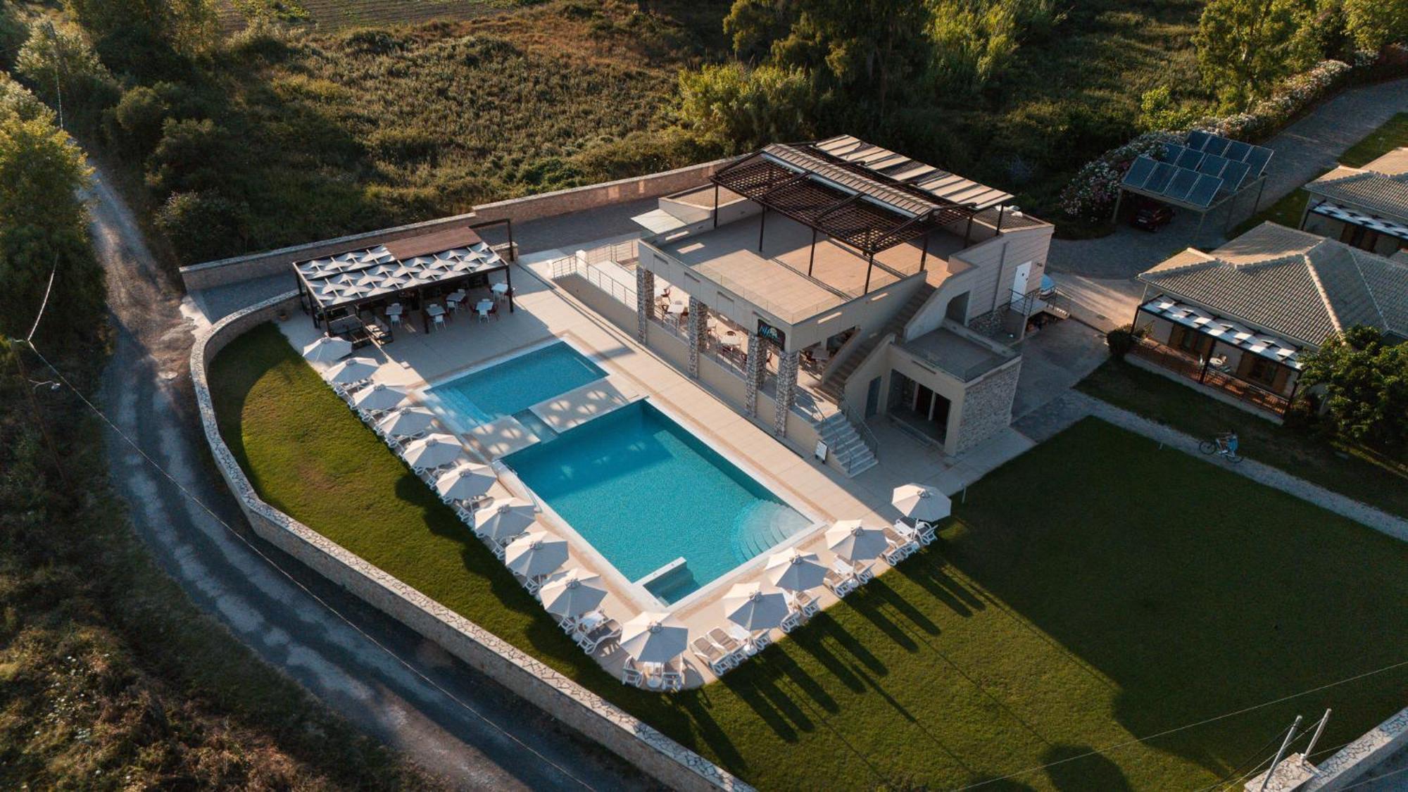 Niriides Luxury Villas Methoni  Exterior photo