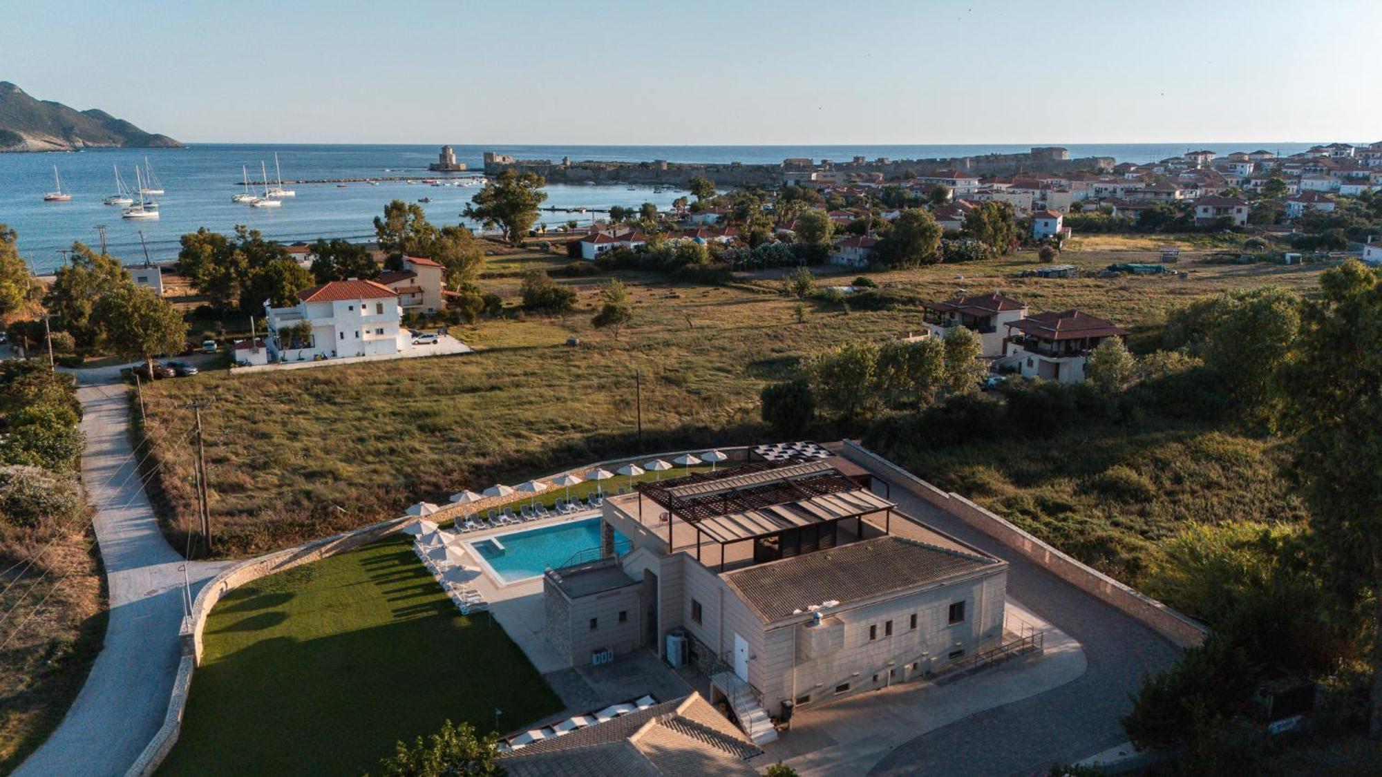 Niriides Luxury Villas Methoni  Exterior photo